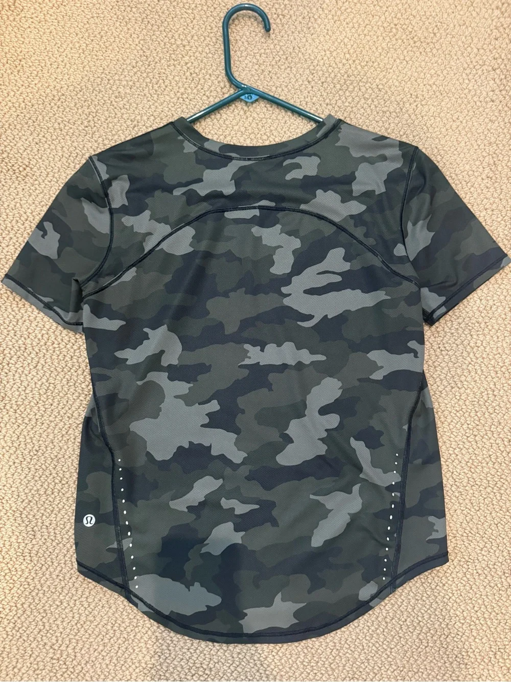 lululemon athletica Women's Short-Sleeve Camo Crew - Dark Green/Gray
